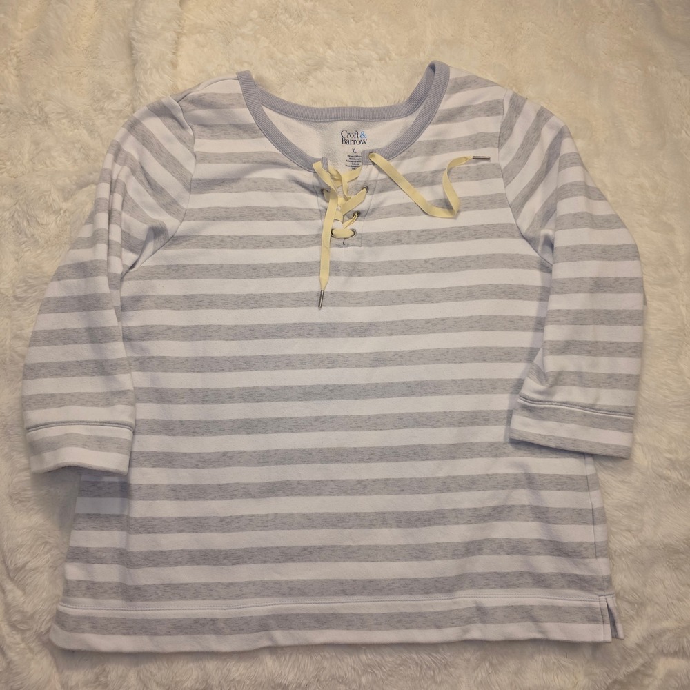 Croft & Barrow Lace Up Top Womens XL Grey White Excellent Striped 3/4 Sleeve
